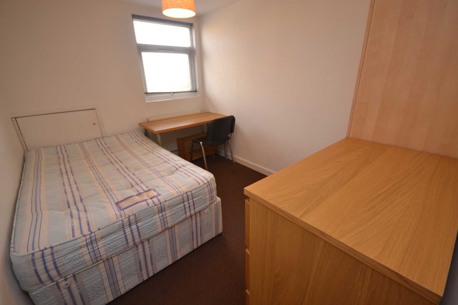 Additional Property Image 6 bedroom Terraced to rent in Reading 9