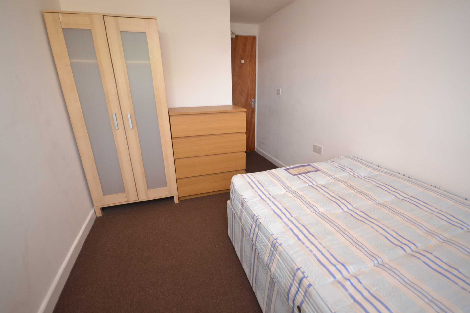 Additional Property Image 6 bedroom Terraced to rent in Reading 10