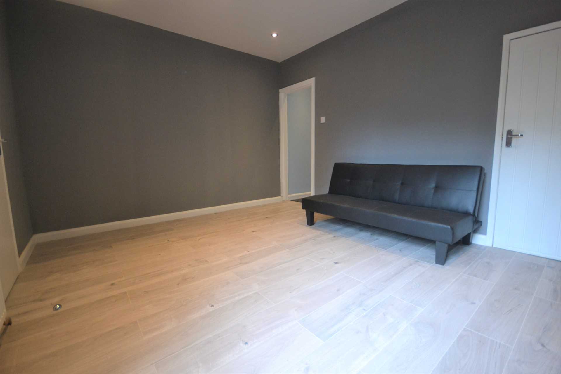 Additional Property Image 4 bedroom Terraced to rent in Reading 2