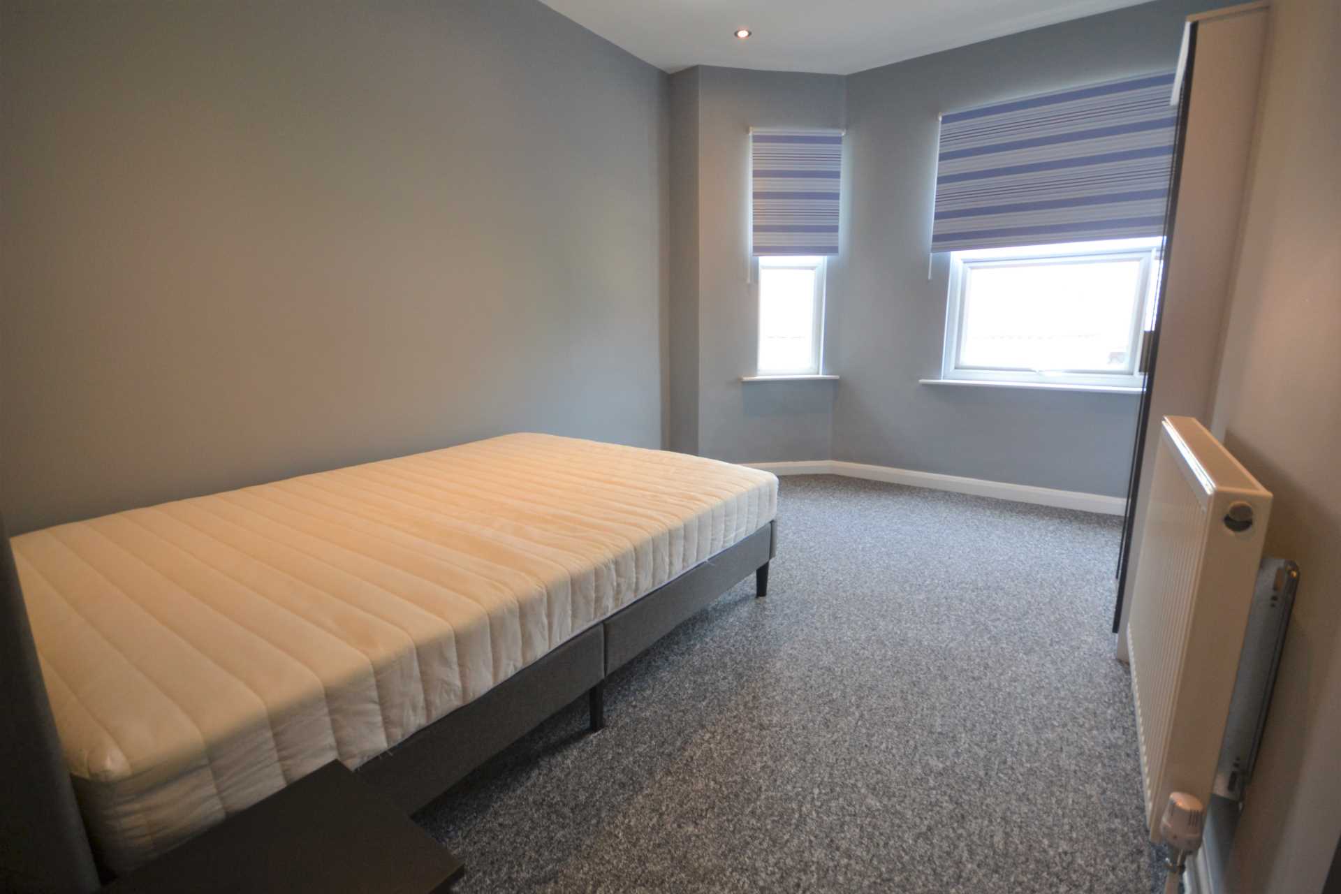 Additional Property Image 4 bedroom Terraced to rent in Reading 8