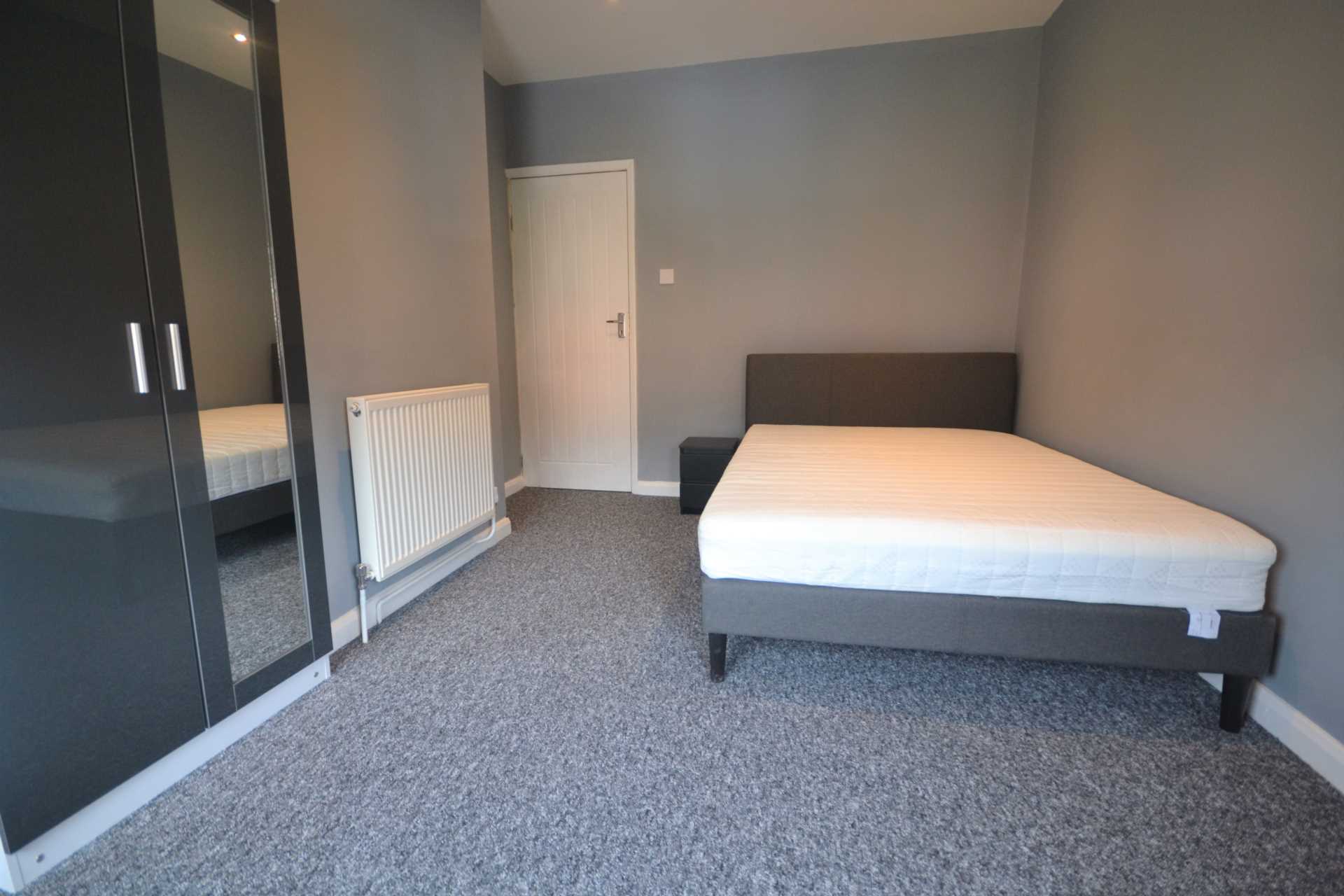 Additional Property Image 4 bedroom Terraced to rent in Reading 9