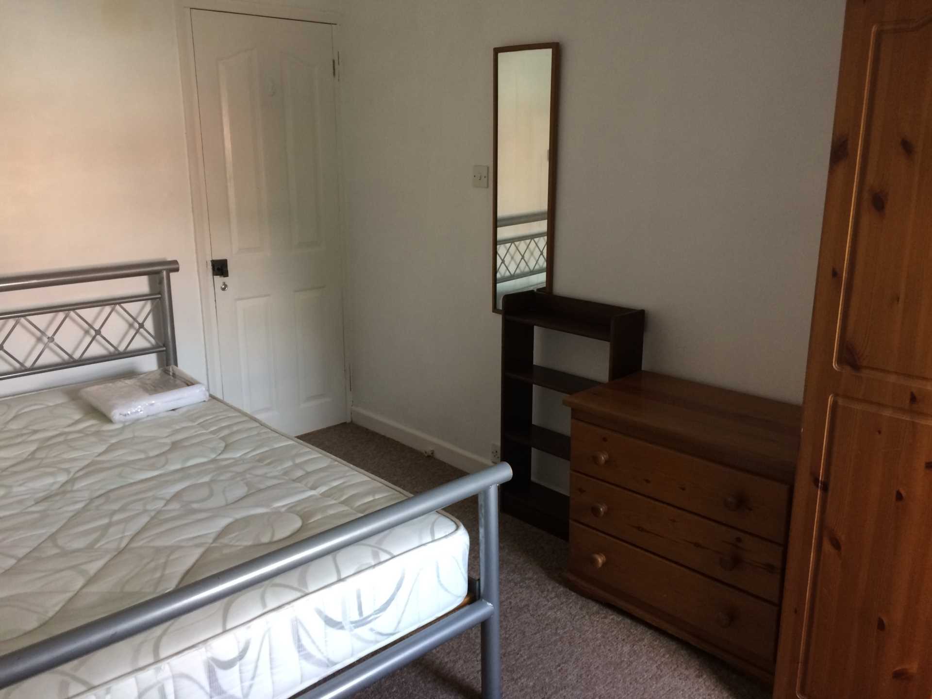 Additional Property Image 4 bedroom Terraced to rent in Reading 9