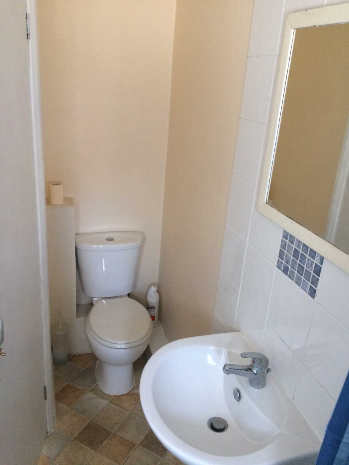 Additional Property Image 4 bedroom Terraced to rent in Reading 11
