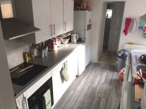 4 bedroom Terraced to rent in Reading
