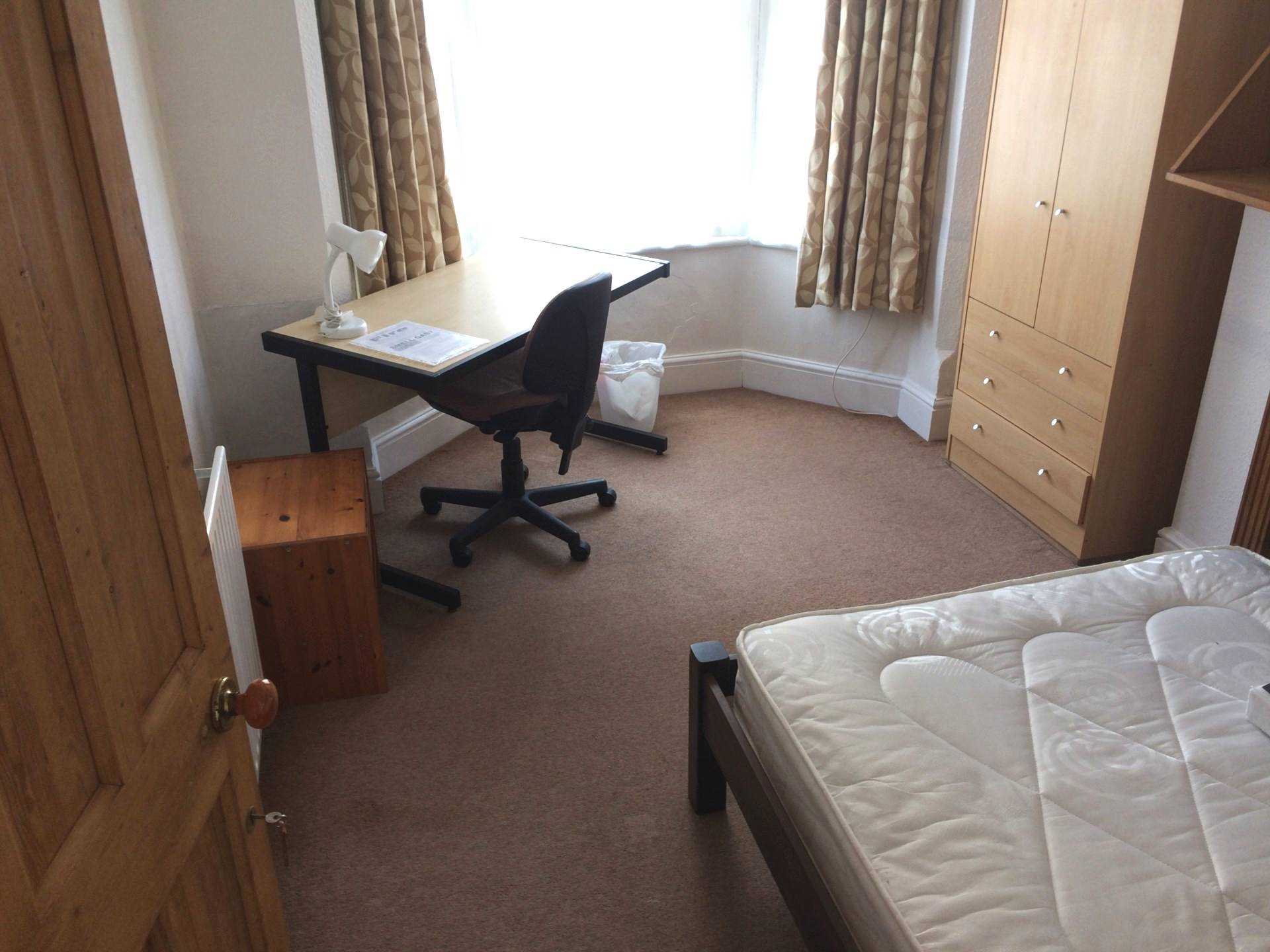Additional Property Image 4 bedroom Terraced to rent in Reading 3