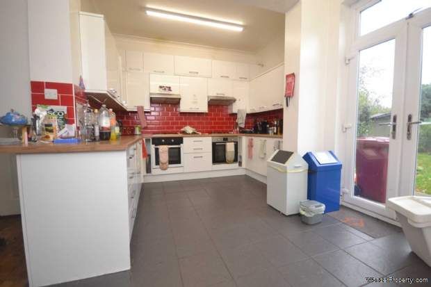 10 bedroom Semi Detached to rent in Reading