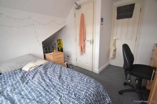 Additional Property Image 10 bedroom Semi Detached to rent in Reading 4