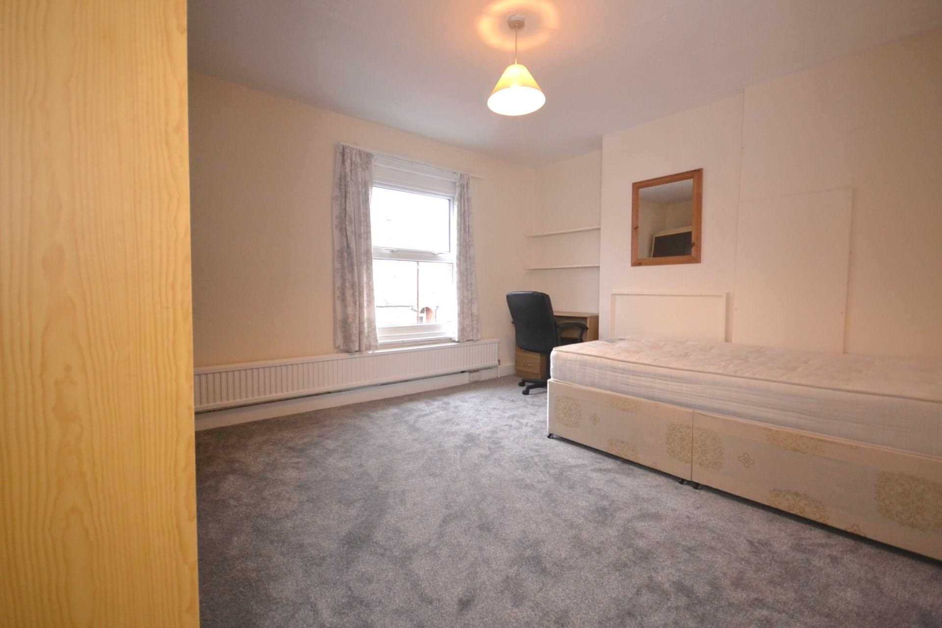 Additional Property Image 4 bedroom Terraced to rent in Reading 4