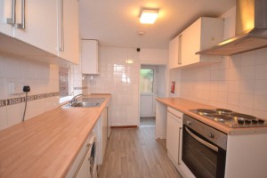 4 bedroom Terraced to rent in Reading