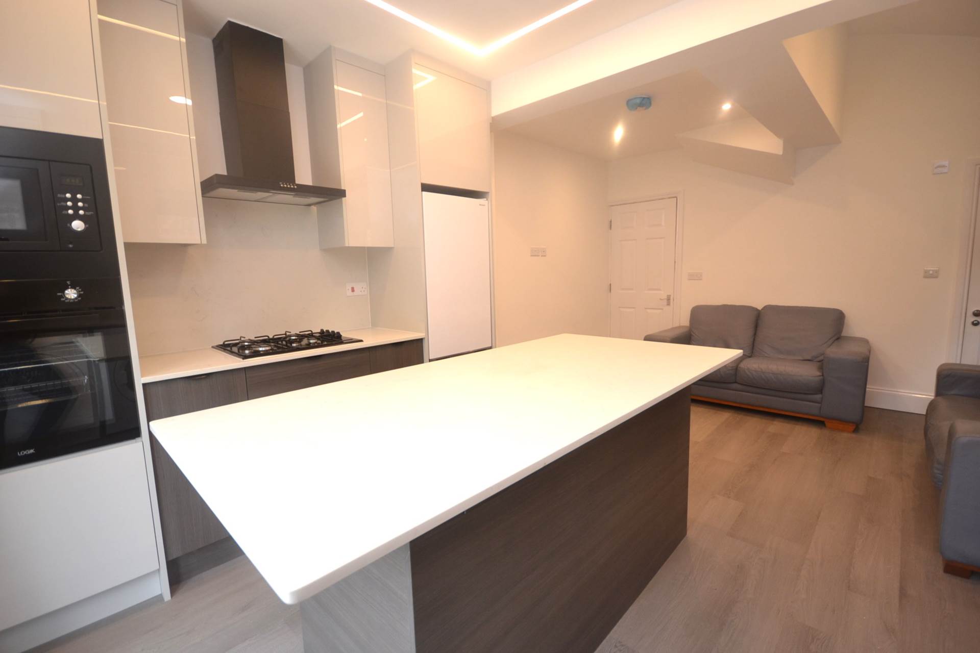 Additional Property Image 6 bedroom Semi Detached to rent in Reading 3
