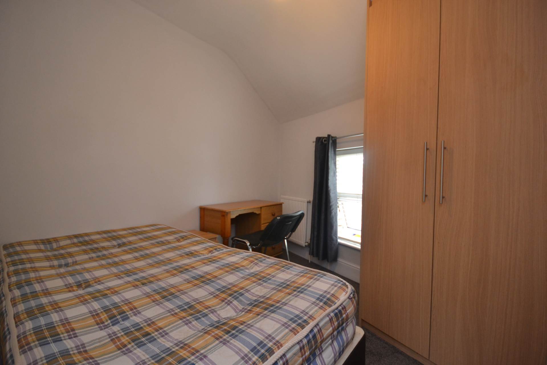 Additional Property Image 8 bedroom End of Terrace to rent in Reading 4