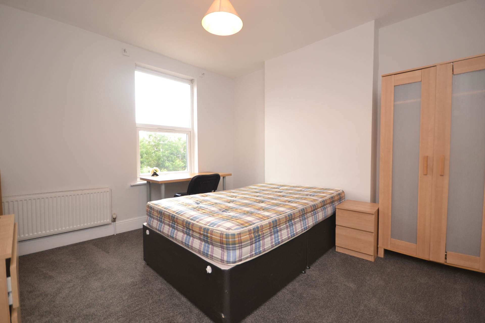 Additional Property Image 8 bedroom End of Terrace to rent in Reading 10