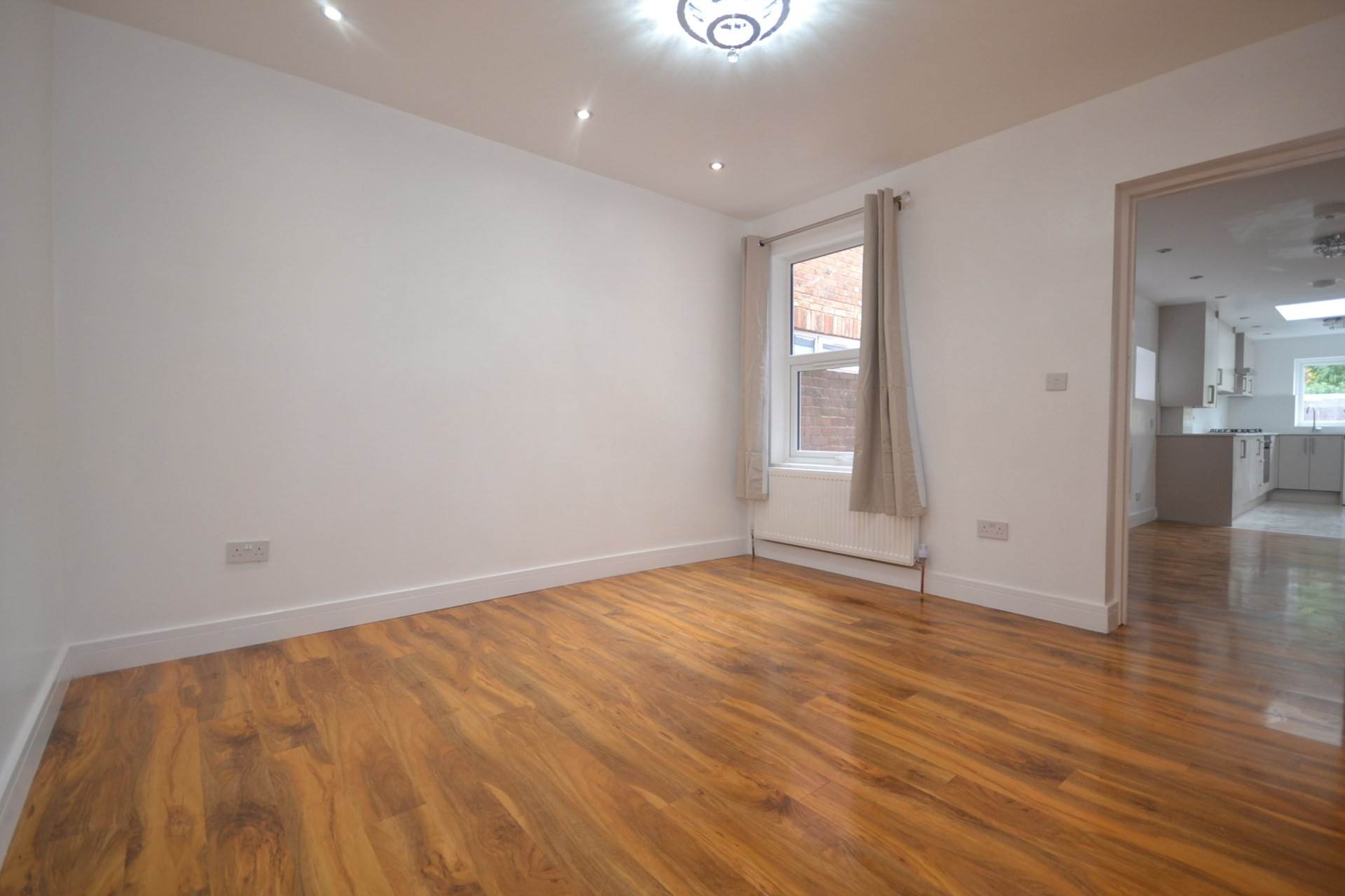 Additional Property Image 4 bedroom Terraced to rent in Reading 3
