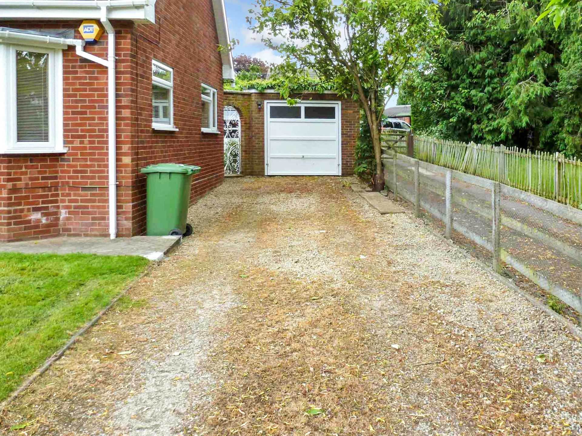 Additional Property Image 3 bedroom Detached to rent in Warwick 14