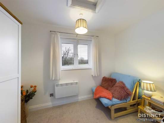 Additional Property Image 2 bedroom Terraced to rent in Moreton In Marsh 8