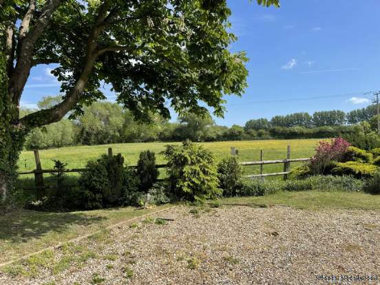 Additional Property Image 2 bedroom Terraced to rent in Moreton In Marsh 10