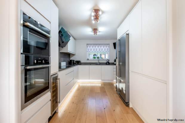 Additional Property Image 4 bedroom Detached for sale in Banbury 6