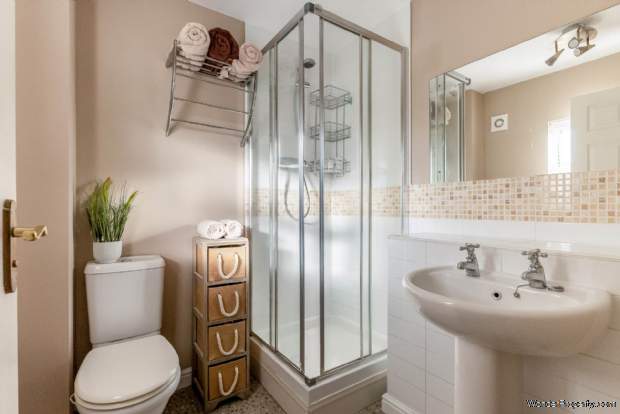 Additional Property Image 4 bedroom Detached for sale in Banbury 11
