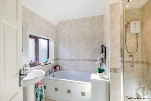 Additional Property Image 3 bedroom Terraced for sale in Banbury 7