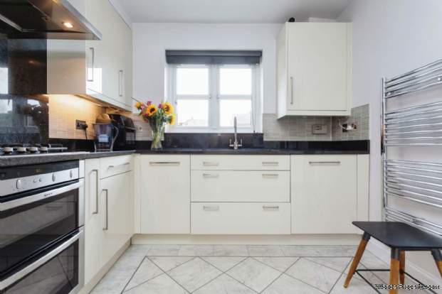 Additional Property Image 3 bedroom Town House for sale in Banbury 6