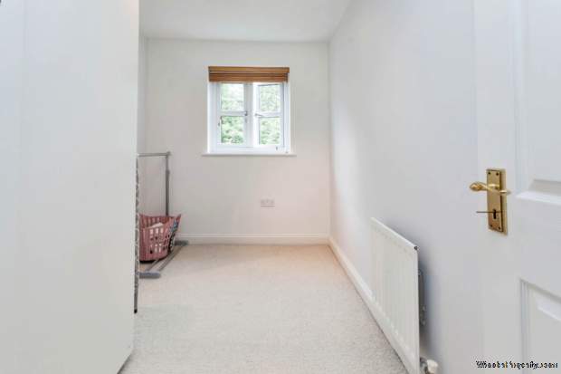 Additional Property Image 3 bedroom Town House for sale in Banbury 13
