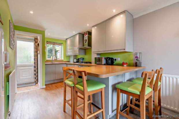 Additional Property Image 3 bedroom Semi Detached for sale in Chipping Norton 7