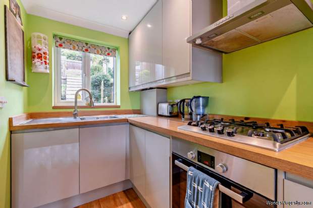 Additional Property Image 3 bedroom Semi Detached for sale in Chipping Norton 8