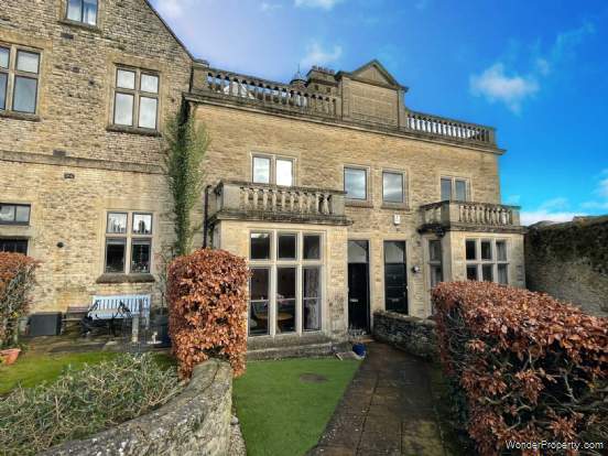 2 bedroom Apartment for sale in Cheltenham