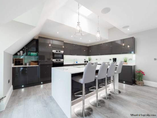 Additional Property Image 3 bedroom Apartment for sale in Burford 6