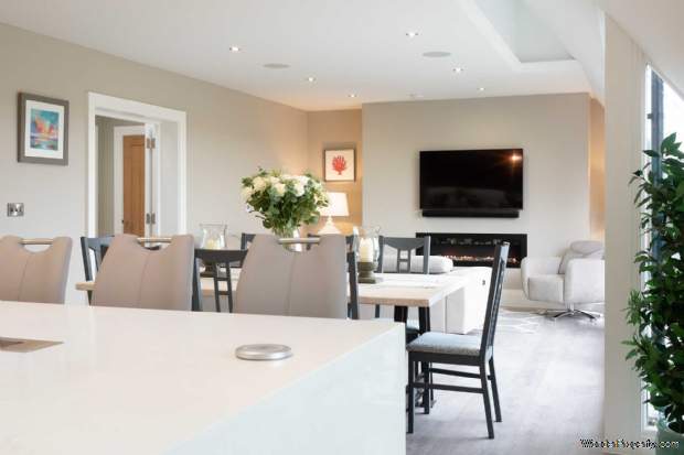 Additional Property Image 3 bedroom Apartment for sale in Burford 10