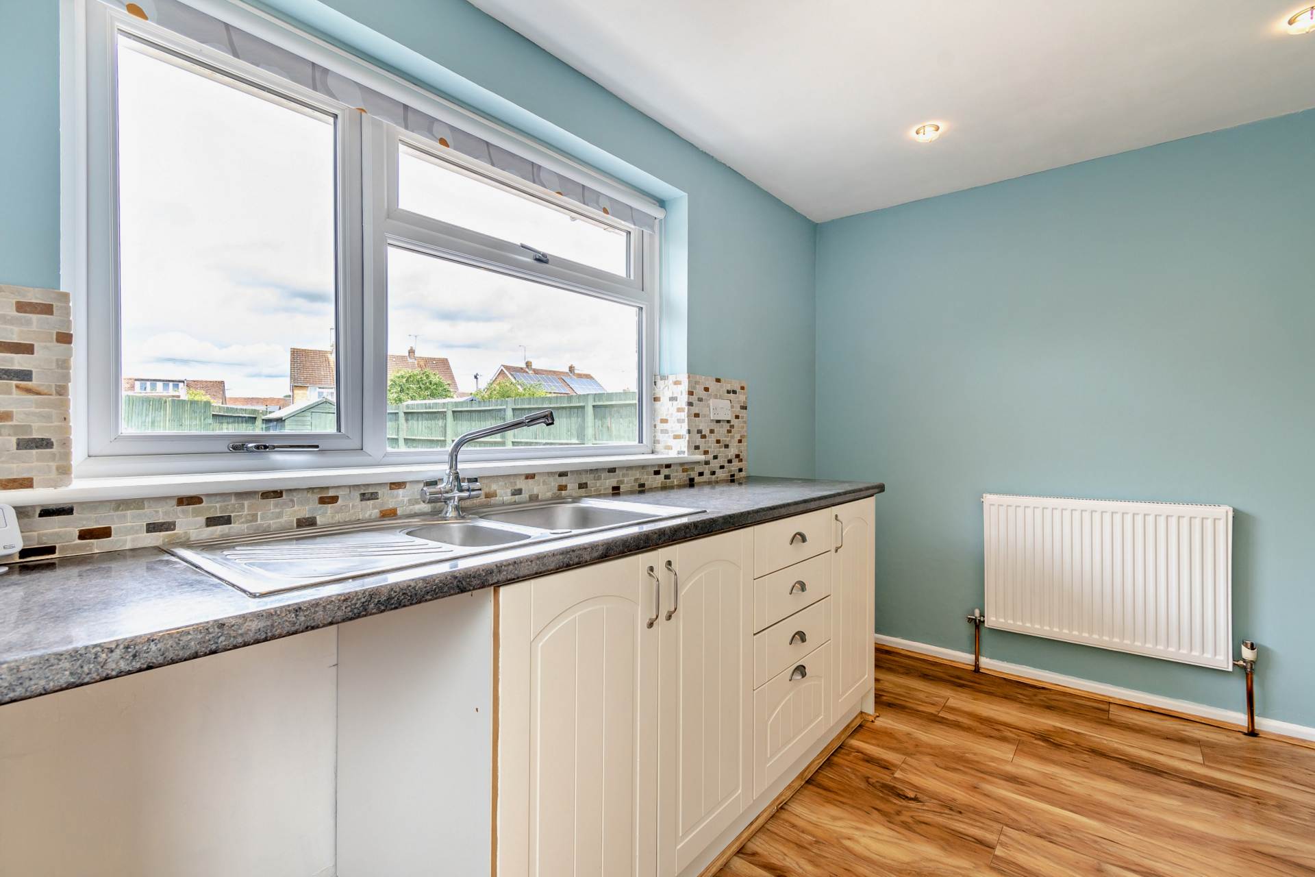 Additional Property Image 2 bedroom Bungalow for sale in Banbury 5