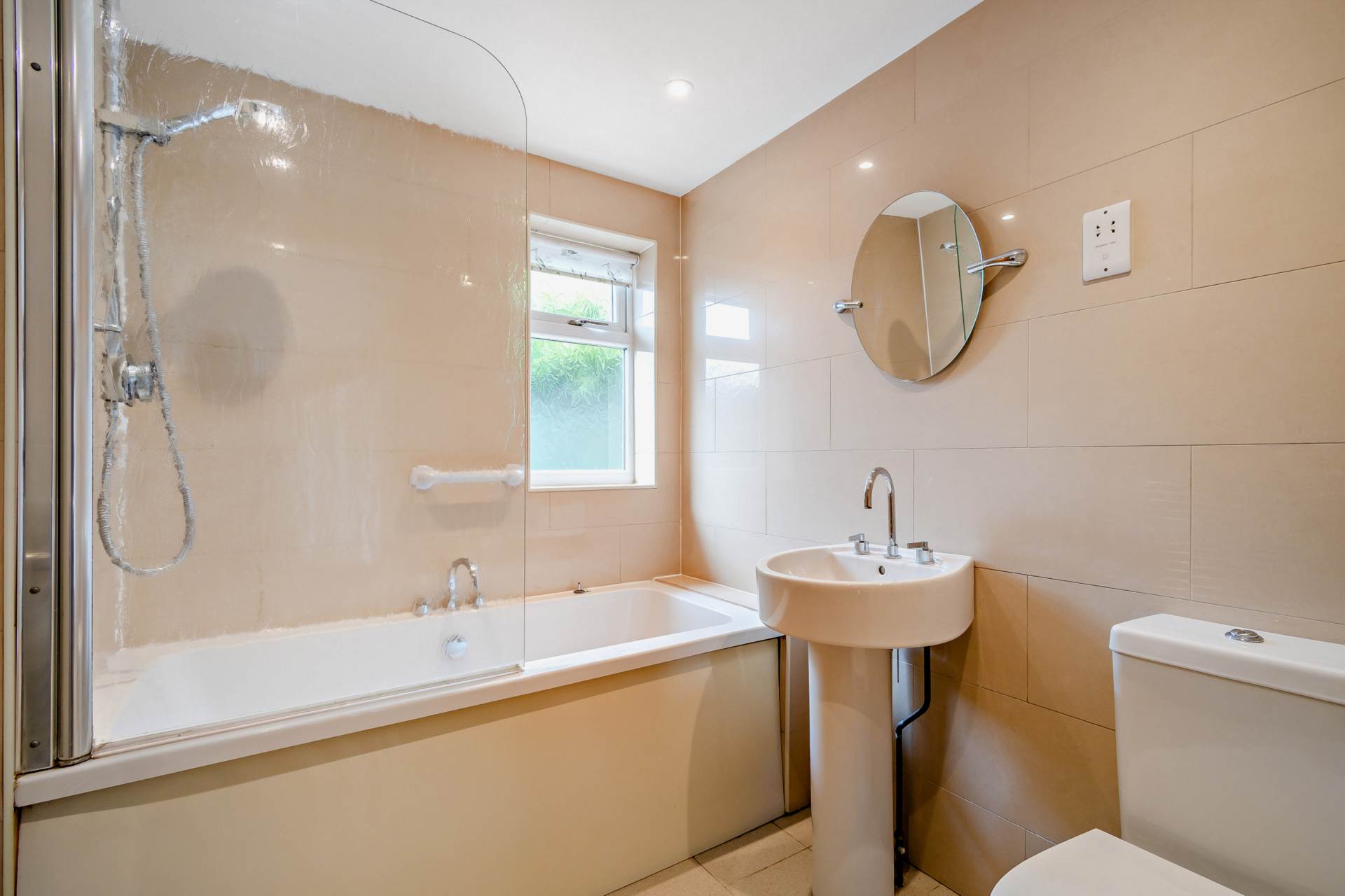 Additional Property Image 2 bedroom Bungalow for sale in Banbury 6