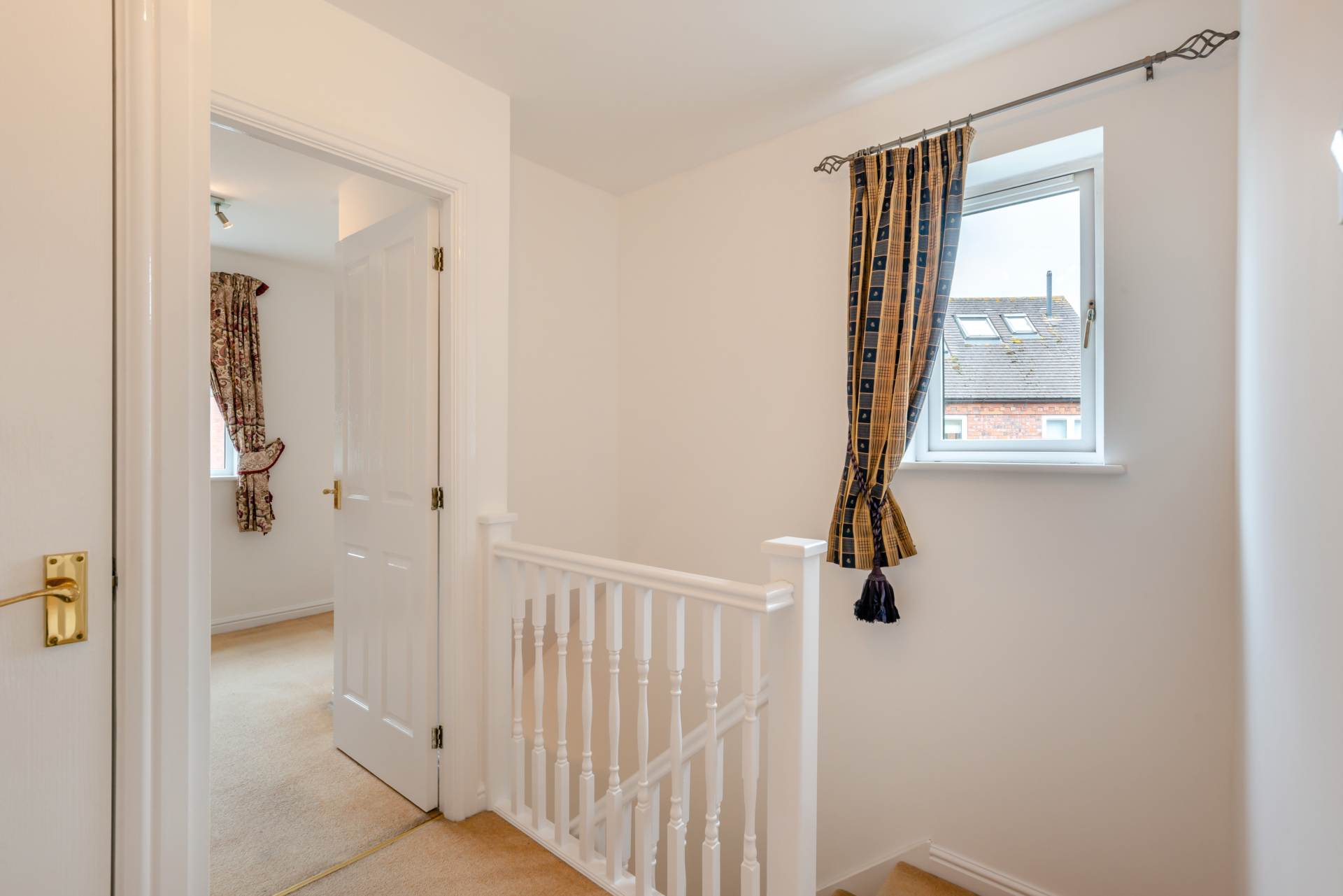 Additional Property Image 4 bedroom Detached for sale in Warwick 16