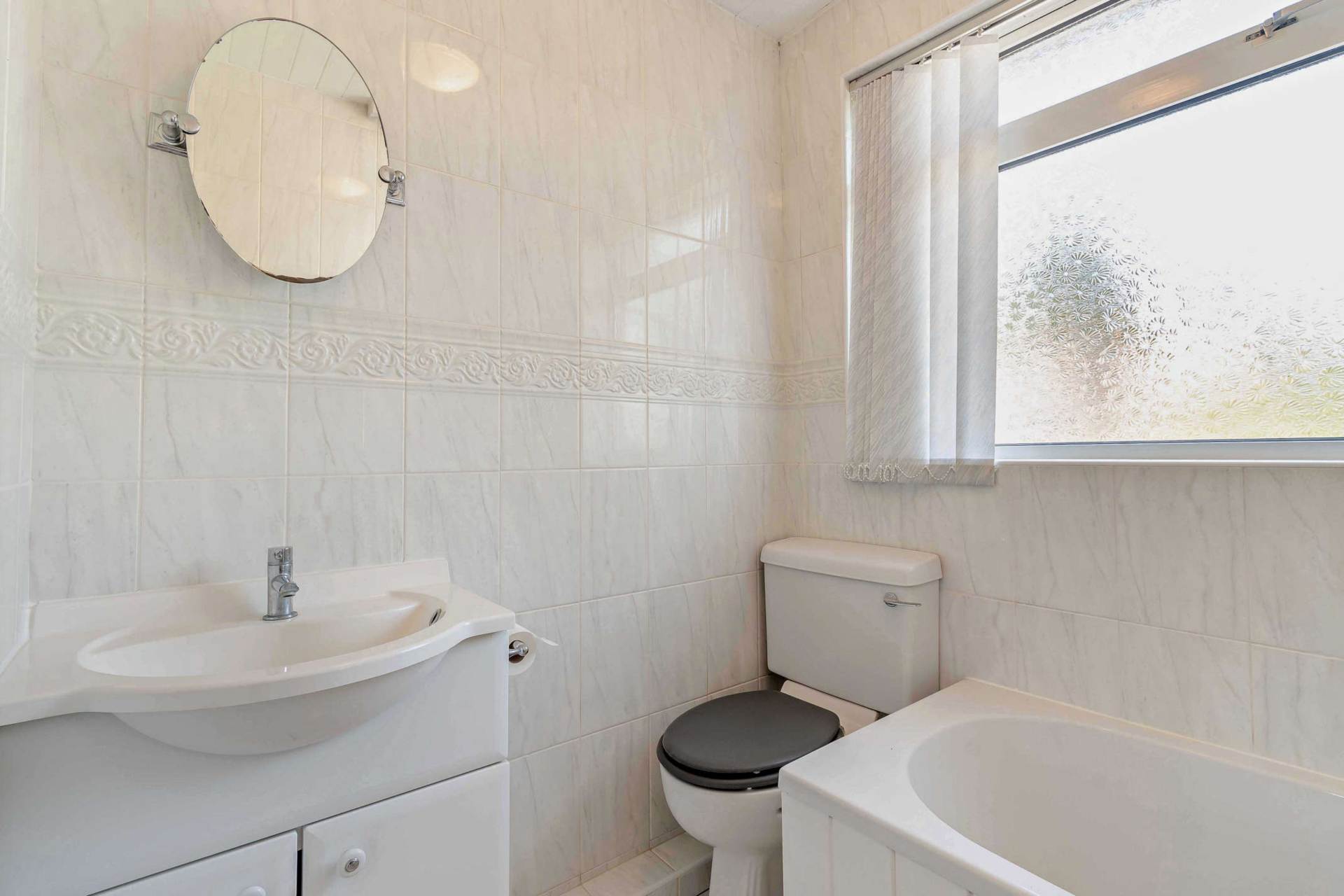 Additional Property Image 3 bedroom Semi Detached for sale in Banbury 8