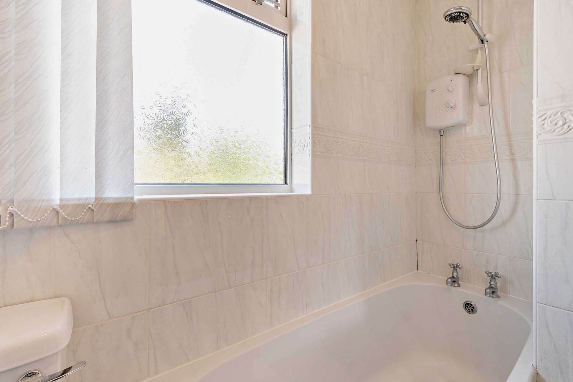 Additional Property Image 3 bedroom Semi Detached for sale in Banbury 9