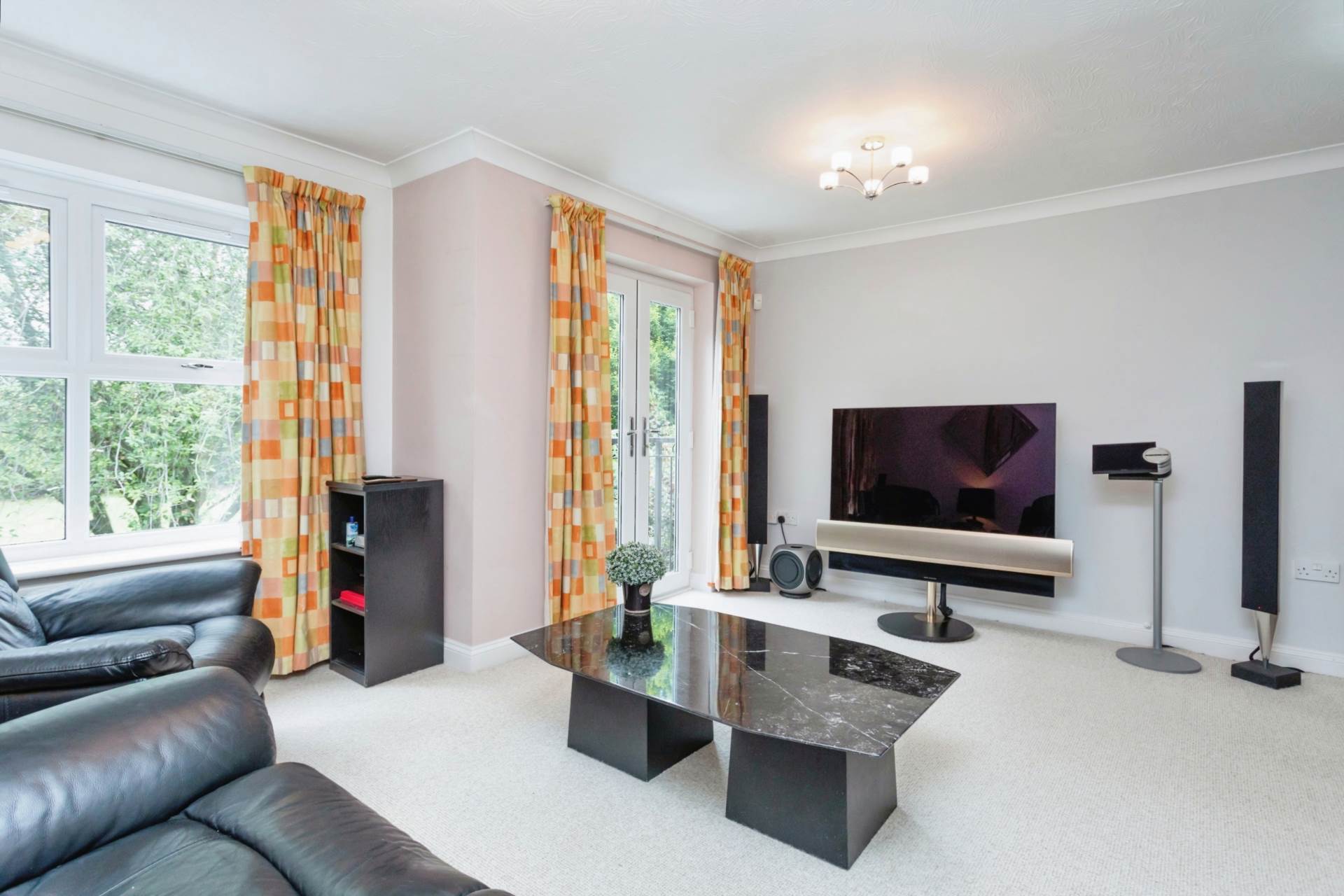 Additional Property Image 3 bedroom Town House to rent in Banbury 2