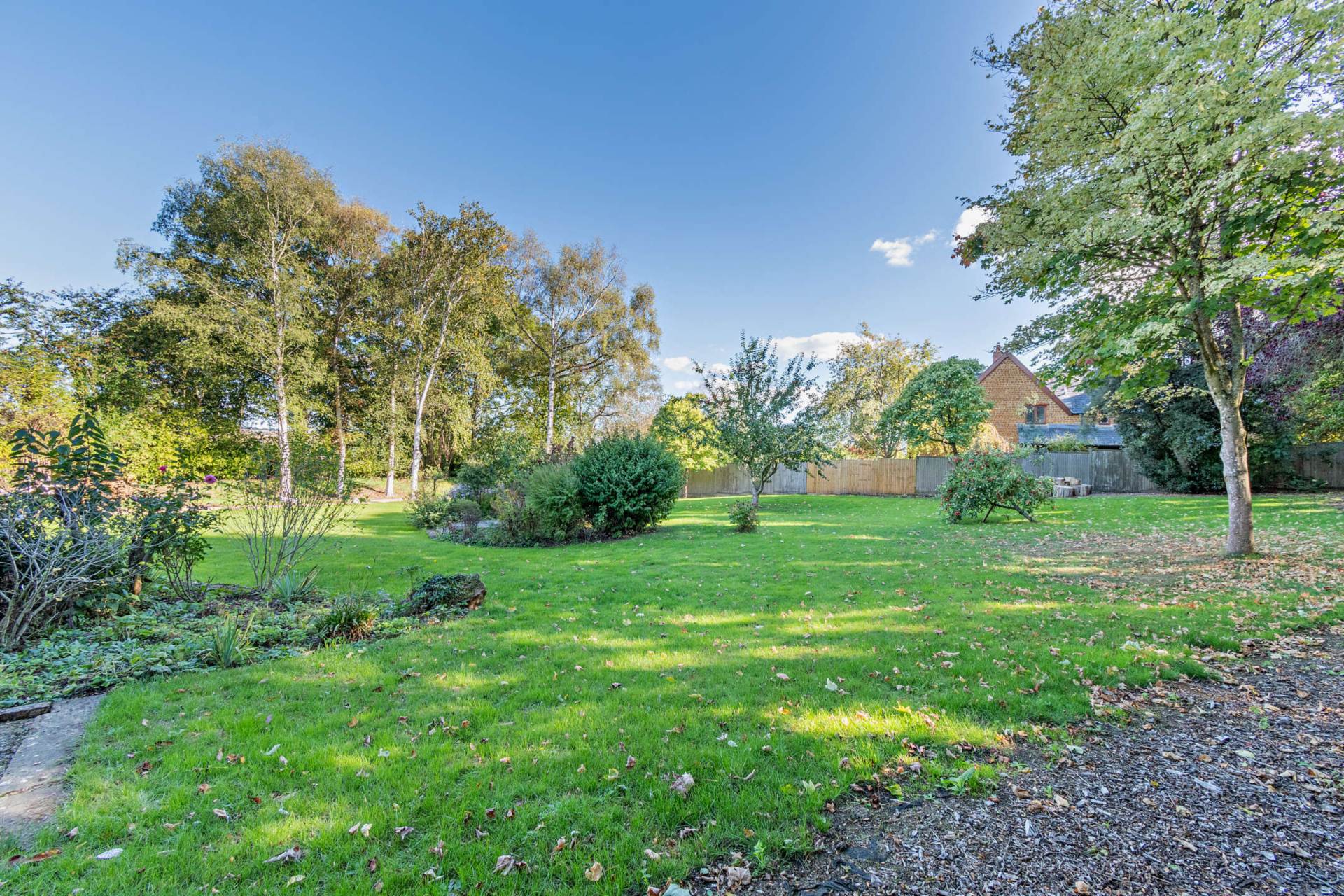 Additional Property Image 4 bedroom Detached for sale in Banbury 9