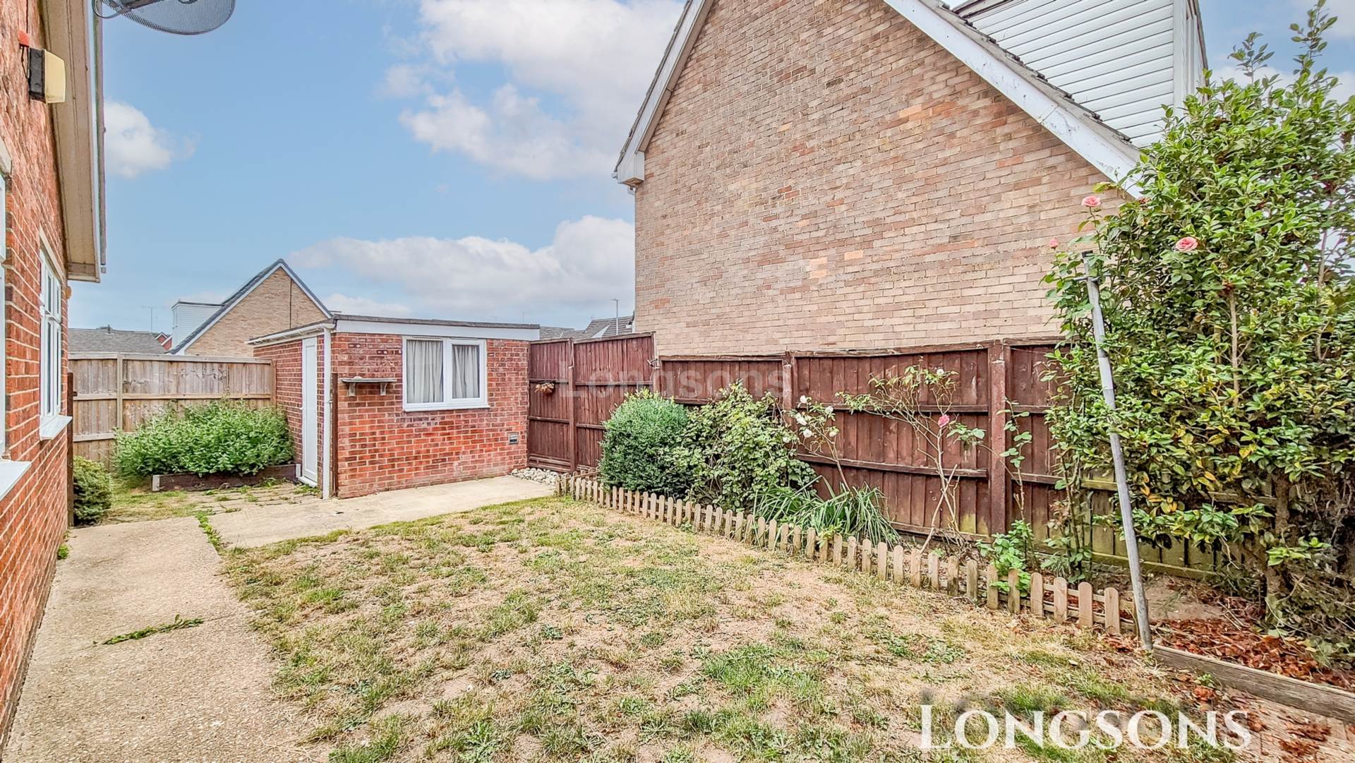 Additional Property Image 3 bedroom Bungalow to rent in Swaffham 8