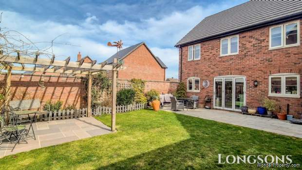 Additional Property Image 4 bedroom Detached for sale in Kings Lynn 12
