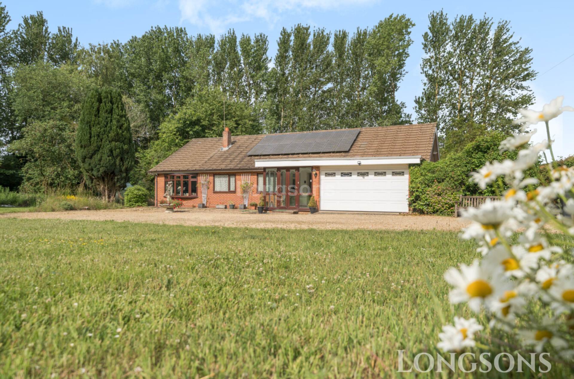 Additional Property Image 4 bedroom Detached Bungalow for sale in Kings Lynn 2
