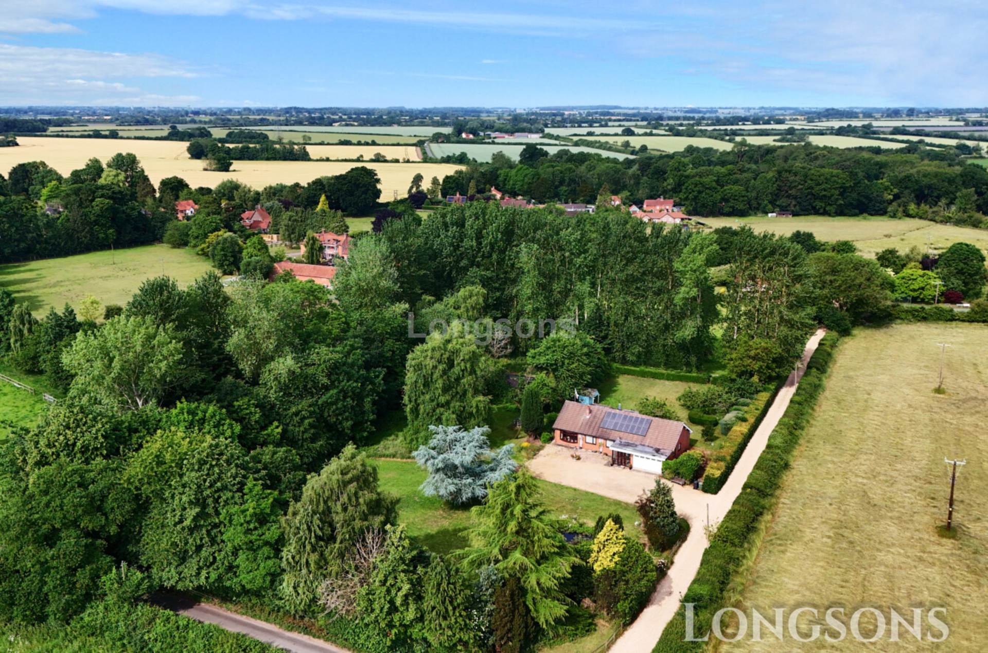 Additional Property Image 4 bedroom Detached Bungalow for sale in Kings Lynn 5