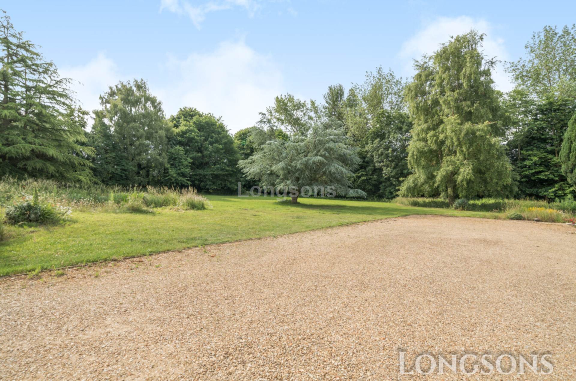 Additional Property Image 4 bedroom Detached Bungalow for sale in Kings Lynn 10
