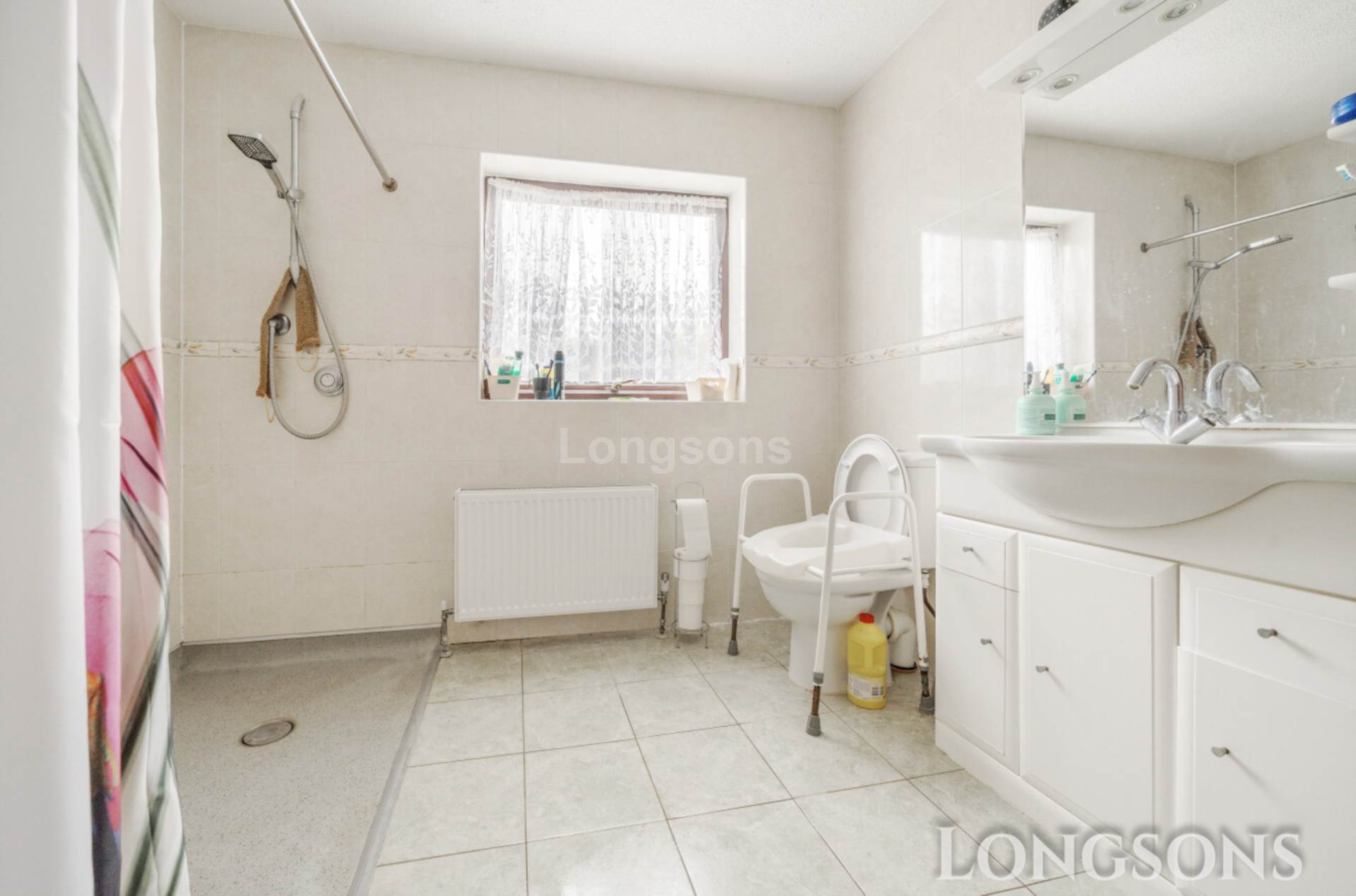 Additional Property Image 4 bedroom Detached Bungalow for sale in Kings Lynn 21