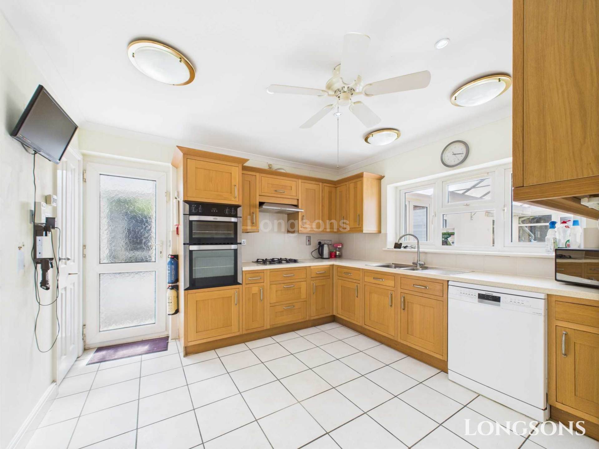 Additional Property Image 3 bedroom Detached Bungalow for sale in Swaffham 2