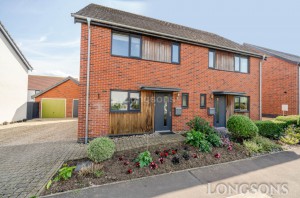 3 bedroom Semi Detached to rent in Swaffham
