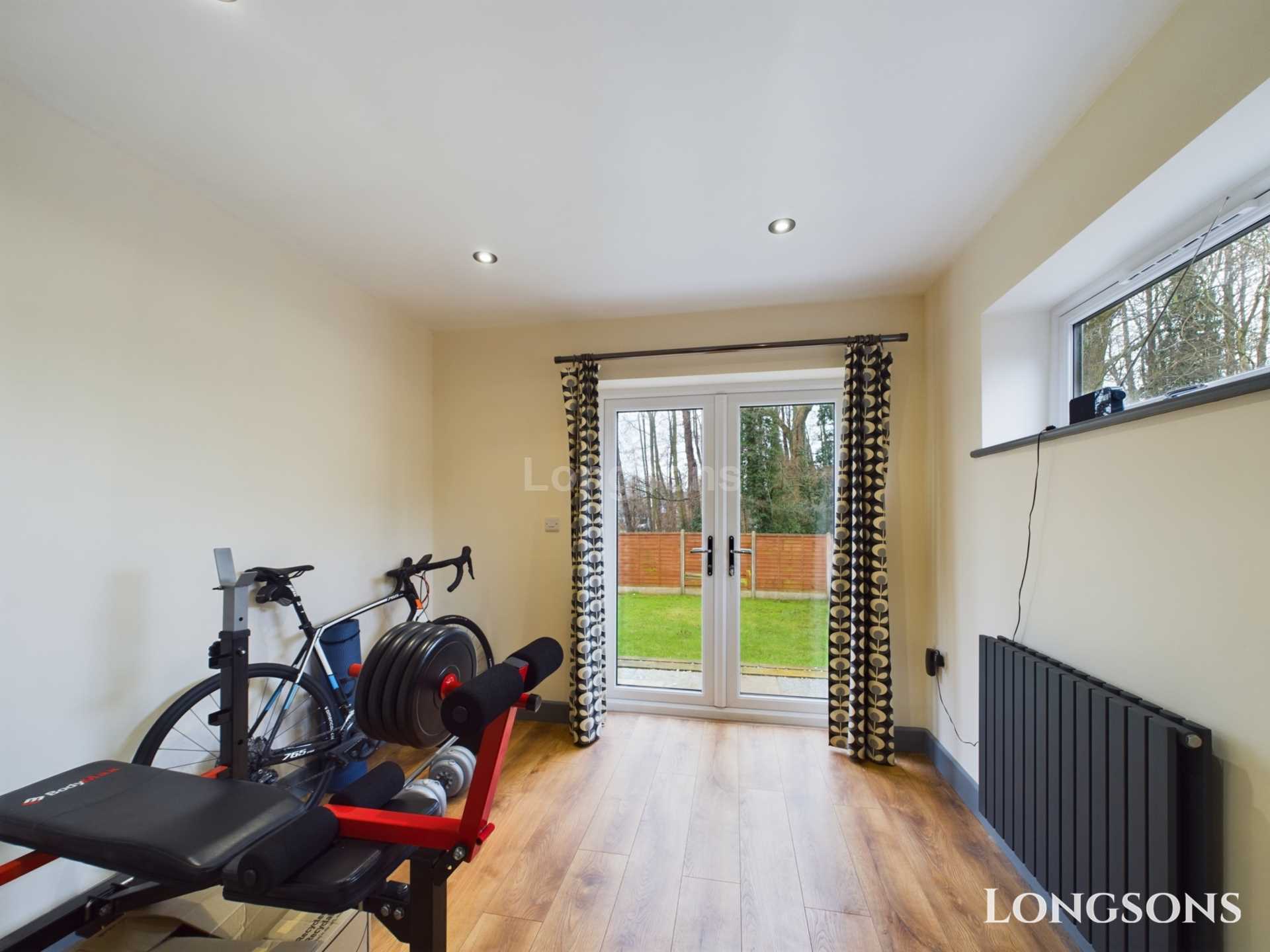 Additional Property Image 4 bedroom Detached Bungalow to rent in Swaffham 12