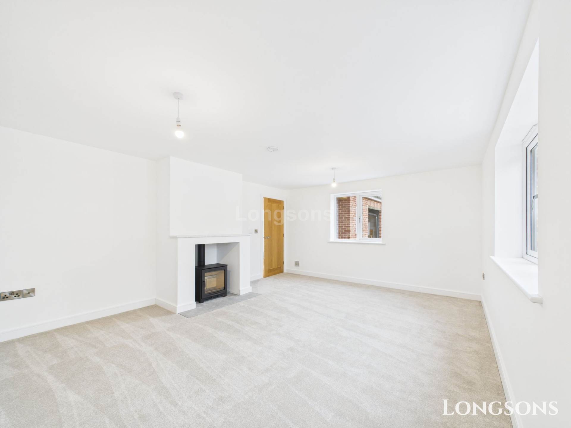 Additional Property Image 4 bedroom Detached to rent in Thetford 7