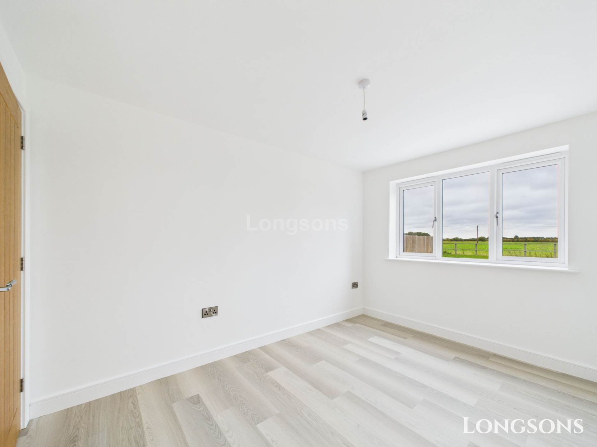 Additional Property Image 4 bedroom Detached to rent in Thetford 8