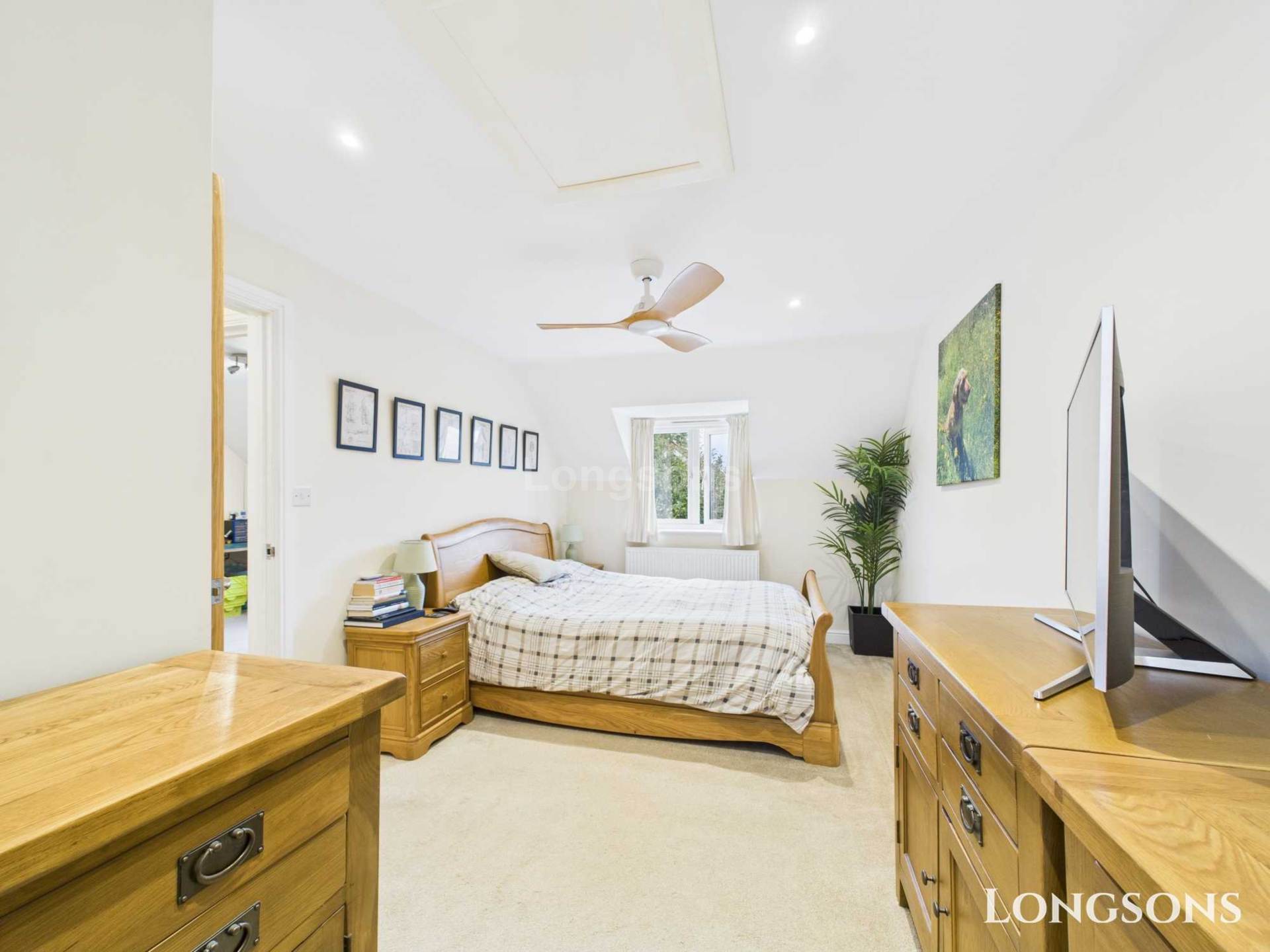 Additional Property Image 3 bedroom Detached for sale in Kings Lynn 7