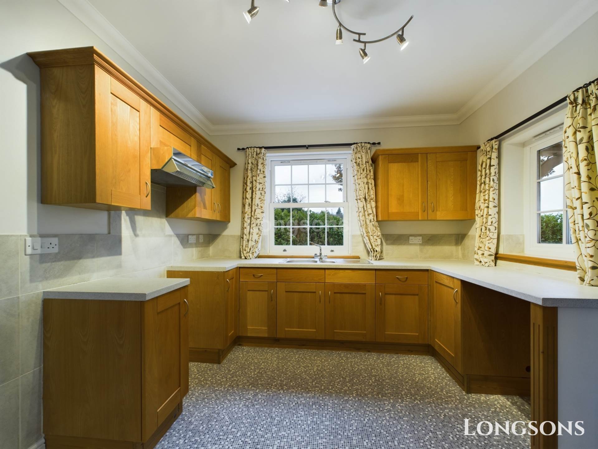 Additional Property Image 4 bedroom Detached to rent in Bury St Edmunds 10